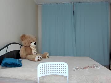 webcam girl yana_squrel_22 live cam image #1474015