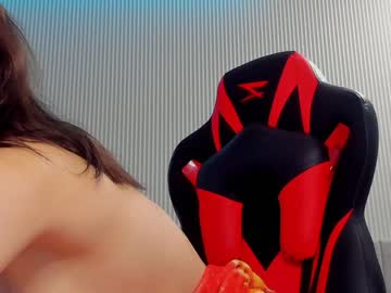webcam girl angella_kleee live cam image #6937085