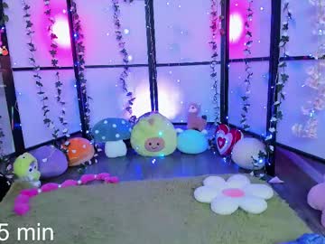 webcam girl milkycute live cam image #12030351