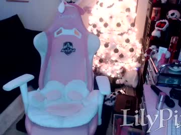 webcam girl lilypixel live cam image #4398764