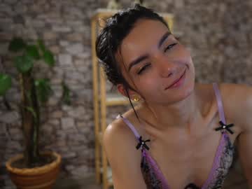 webcam girl urcutelinda live cam image #10333919