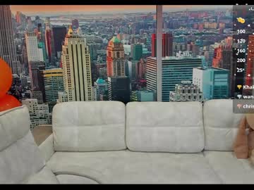 webcam girl nika_tailor live cam image #10765287