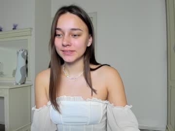 webcam girl eleonora_linn live cam image #3637336