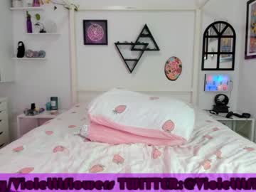 webcam girl violetttflowers live cam image #661998