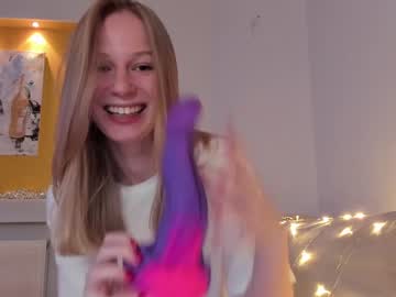 webcam girl magic_couple13 live cam image #8138921