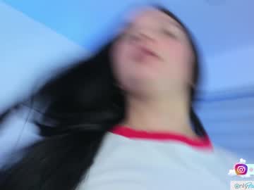 webcam girl pavlovacoluccii_ live cam image #7002601