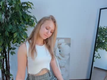 webcam girl merciaembry live cam image #8356414