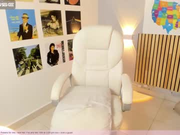 webcam girl little_effy18 live cam image #4969518