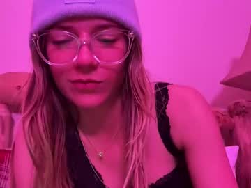 webcam girl oliviahansleyy live cam image #11949786