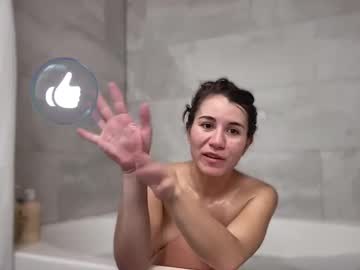 webcam girl nakedpaint245477 live cam image #11374559