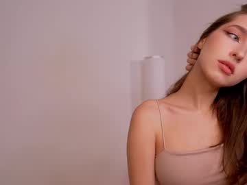 webcam girl silent_chill live cam image #11944224