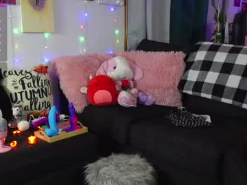 webcam girl emmasky69 live cam image #3774809