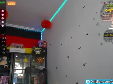 webcam girl veronikavonk live cam image #2692614