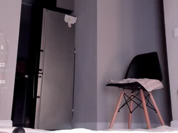 webcam girl hee_jeen live cam image #9558879