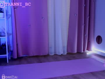 webcam girl taanni_bc live cam image #6274716