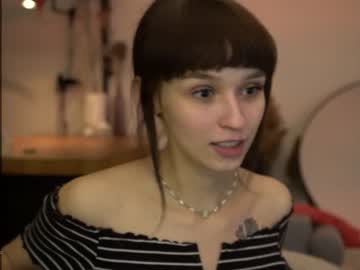 webcam girl diruriru live cam image #8645033