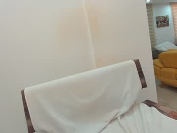 webcam girl ehotlovea live cam image #3844573