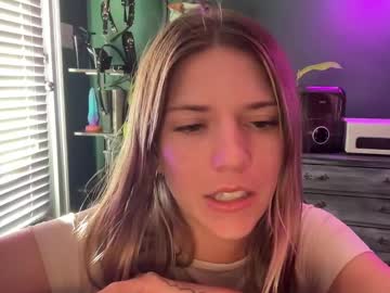 webcam girl oliviahansleyy live cam image #12082599