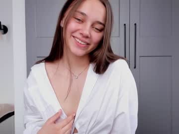webcam girl eleonora_linn live cam image #2555815