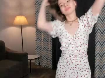 webcam girl warmfuzzyfeeling live cam image #10068887