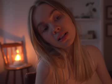 webcam girl bibi_it_is live cam image #11876210