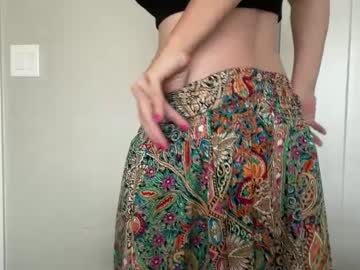 webcam girl luxlovely111 live cam image #12950833