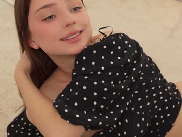 webcam girl floret_joy live cam image #12131921