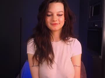 webcam girl lorienn live cam image #7664519