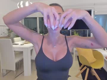 webcam girl sensualbettty live cam image #5161683