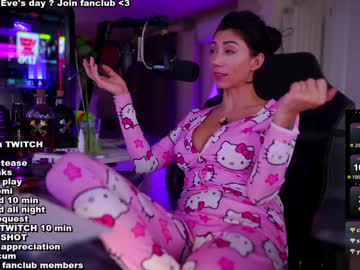 webcam girl evelyne92 live cam image #11198167