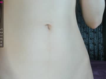 webcam girl peachmila live cam image #7410038