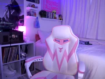 webcam girl laylas_universe live cam image #9591417