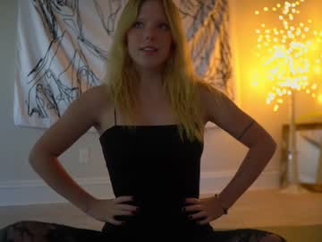 webcam girl crimsonxrapture live cam image #250627