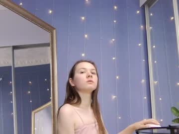 webcam girl kriskras__ live cam image #6442812