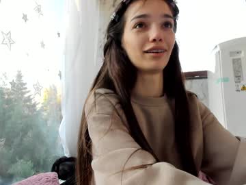 webcam girl sassyt33n live cam image #10793904