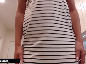 webcam girl holihurricane live cam image #9071626
