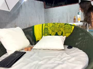 webcam girl one_more_cum live cam image #9226558