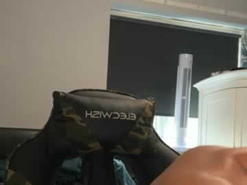 webcam man jameswell0318 live cam image #10783456