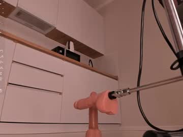 webcam girl sharlin_13 live cam image #9961586