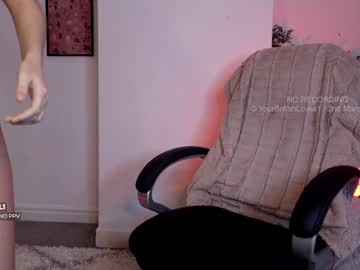 webcam girl yourbritishloves1 live cam image #1735755
