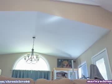 webcam girl chroniclove live cam image #7325621