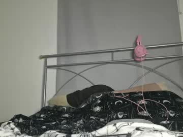 webcam girl lizzyylovesick live cam image #10679837