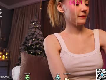 webcam girl lissa_meooow live cam image #11502933