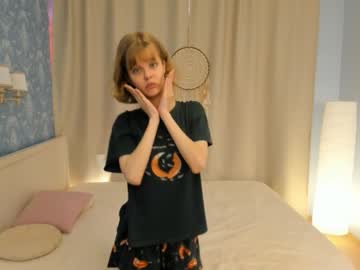webcam girl jettabinford live cam image #9360051