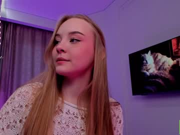 webcam girl lissa_meooow live cam image #8844497