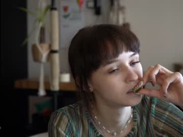 webcam girl diruriru live cam image #8781603