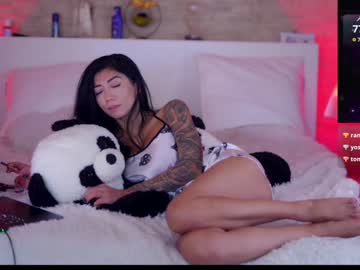 webcam girl evelyne92 live cam image #10546658
