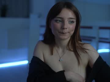 webcam girl floret_joy live cam image #10963153