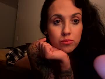 webcam girl lainylovesyou live cam image #9155807