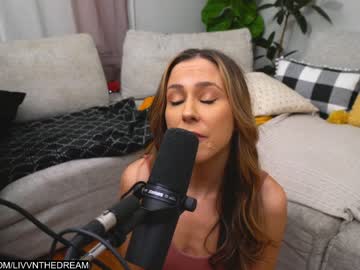 webcam girl livanddrew live cam image #1556149